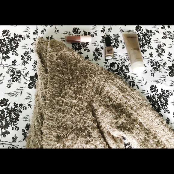 Kensie Sweaters - Teddy Bear